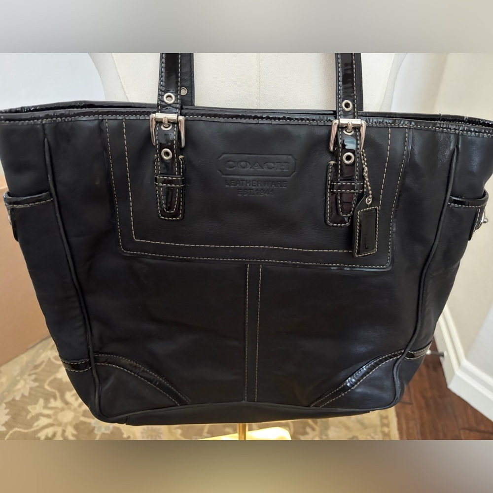 Coach Legacy Hampton Gallery Tote (Style F10412) in Black Leather - Vintage